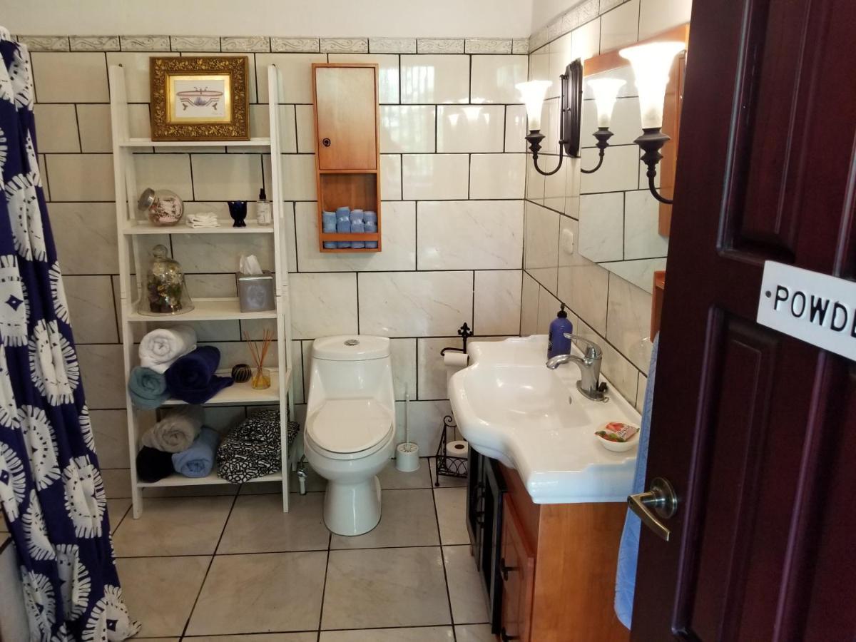 Casa Sophia 3 Listings Apartment 1 Or Apartment 2 Separately Or Apt 1 And 2 Together All With Fo Internet Guápiles Exteriör bild