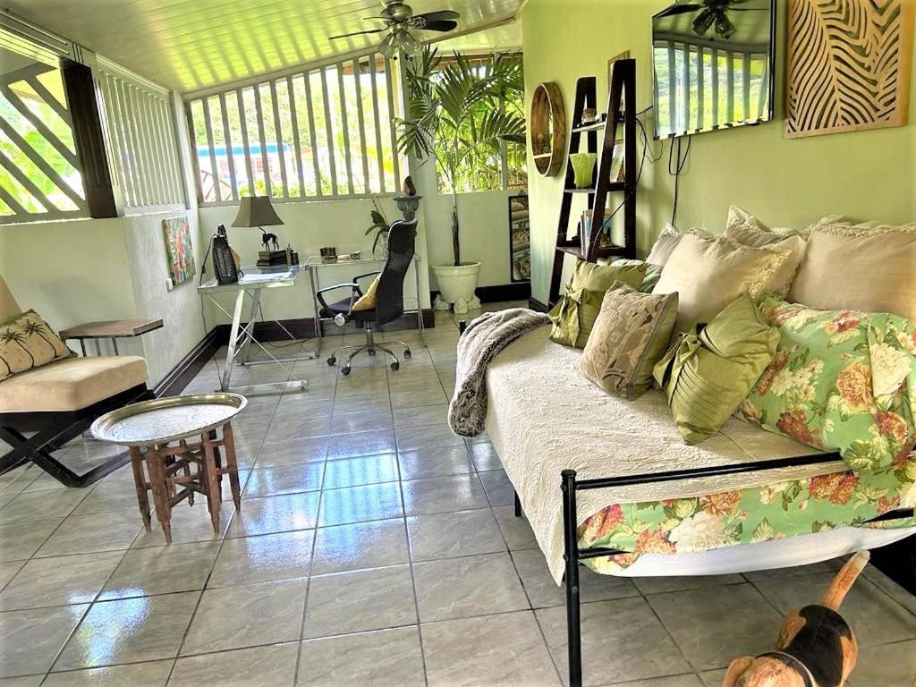 Casa Sophia 3 Listings Apartment 1 Or Apartment 2 Separately Or Apt 1 And 2 Together All With Fo Internet Guápiles Exteriör bild