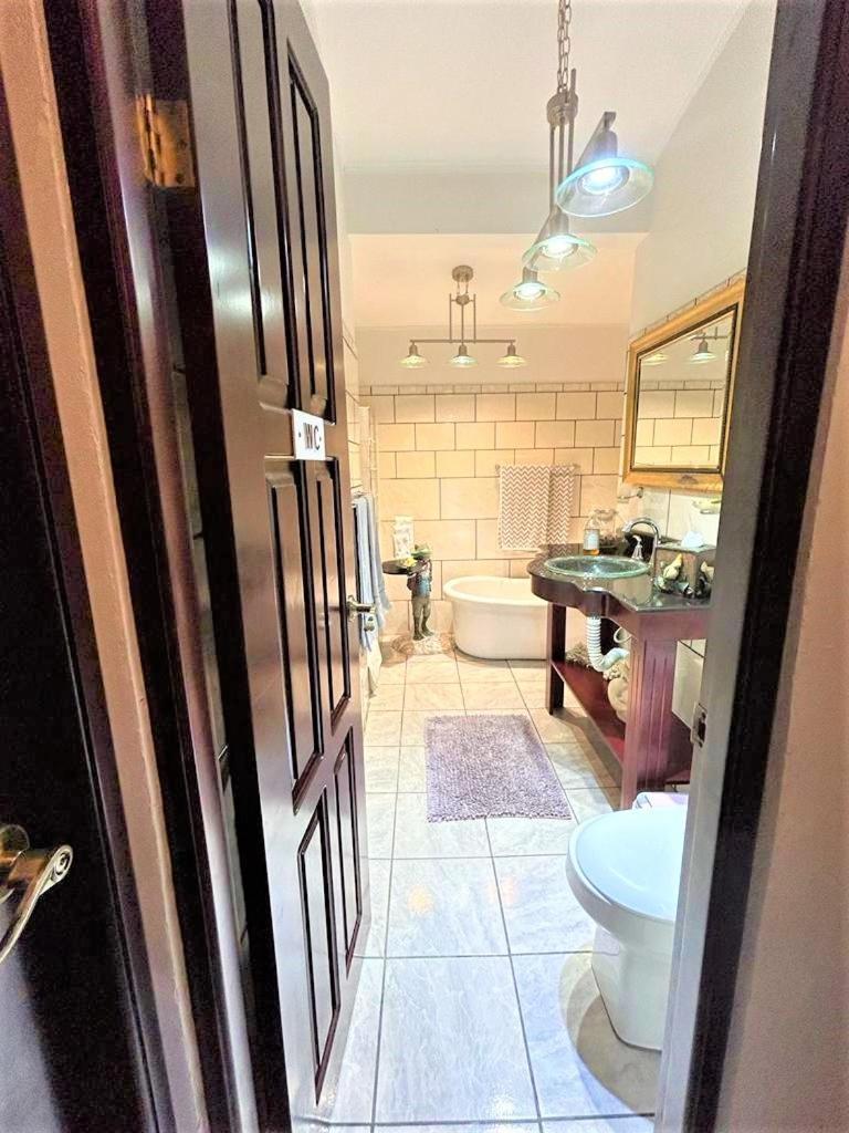 Casa Sophia 3 Listings Apartment 1 Or Apartment 2 Separately Or Apt 1 And 2 Together All With Fo Internet Guápiles Exteriör bild